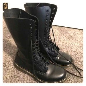 Women's Dr Martens 1914 14 Eye Black Smooth US 9